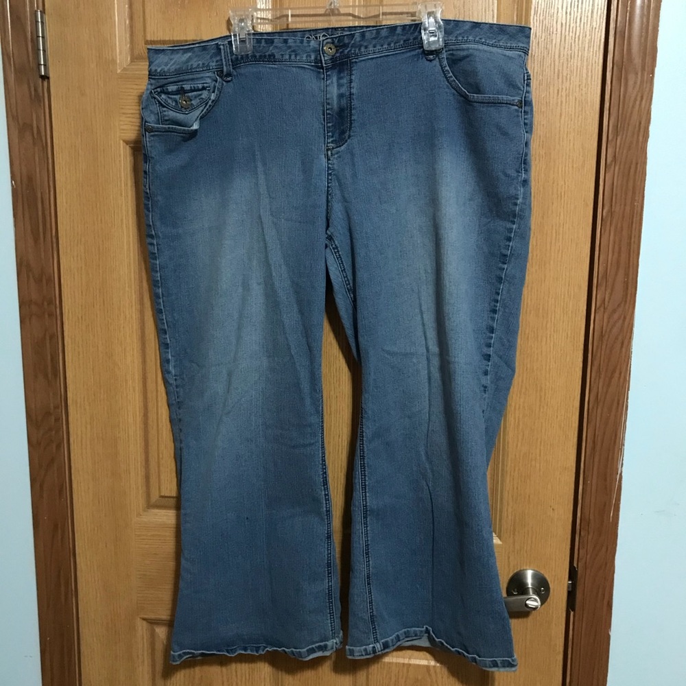 Cato premium bootcut jeans size 24w petite